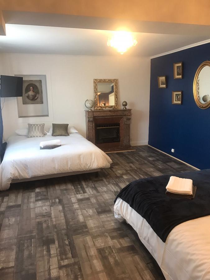 L'Hostellerie De Sevremont Saint-Michel-Mont-Mercure Kültér fotó