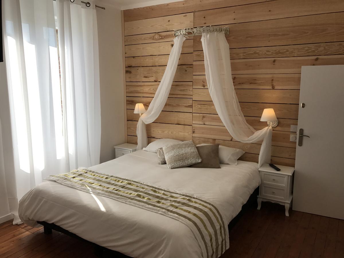 L'Hostellerie De Sevremont Saint-Michel-Mont-Mercure Kültér fotó